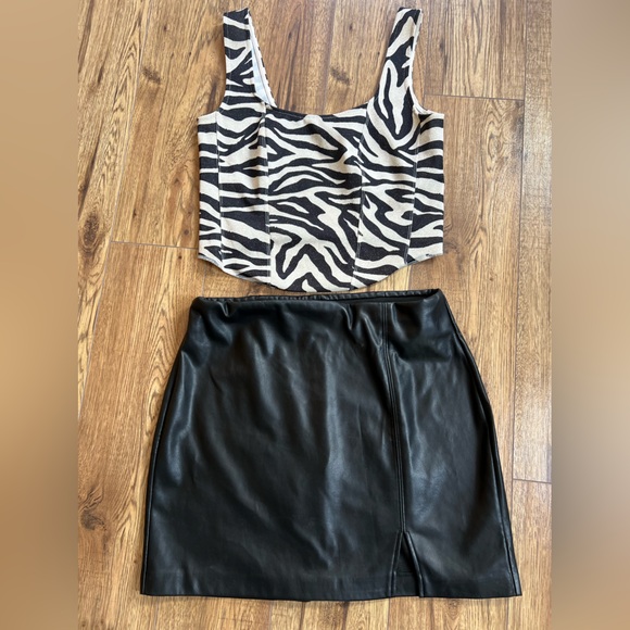 Leather Mini Skirt - Picture 2 of 4